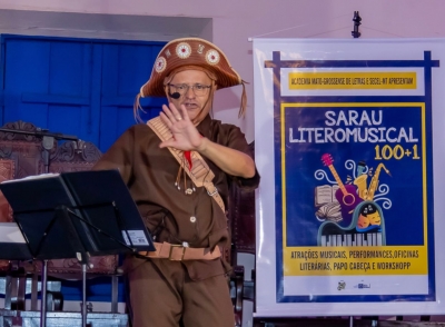 Sarau Literomusical 100+1 foi sucesso